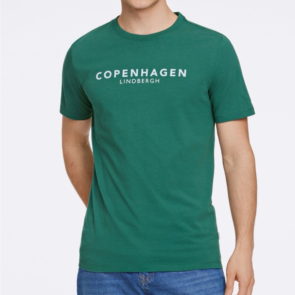 Lindbergh “Copenhagen” Graphic Tee – Dark Green – Size S